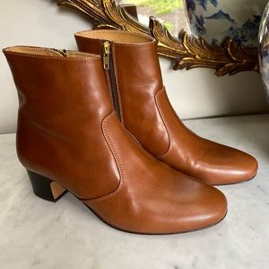 A.P.C. Ankle Boots in medium light brown Paris Label Handmade in Portugal 39